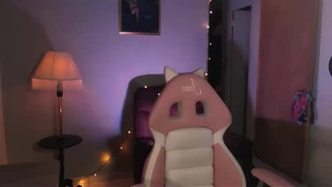 I AM JENN  online show from 02/02/25, 11:00