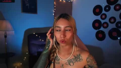 I AM JENN  online show from 02/21/25, 05:02