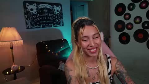 I AM JENN  online show from 03/09/25, 03:01