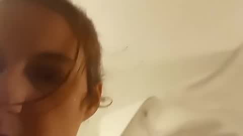 SnowBunny online show from 01/02/25, 07:33