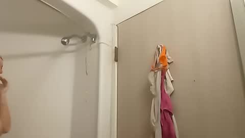 SnowBunny online show from 01/19/25, 12:49