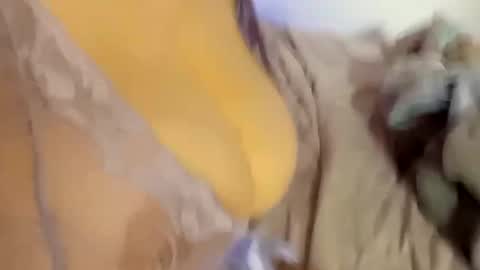 SnowBunny online show from 02/12/25, 06:19