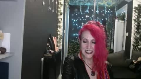 SaucySky online show from 11/14/25, 08:18