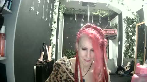 SaucySky online show from 04/20/26, 09:05