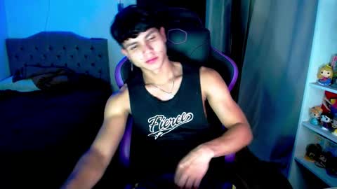 Snapshot of saulomiralles chatting on 01/10/25, 03:07 Saulo online show from 01/10/25, 03:07