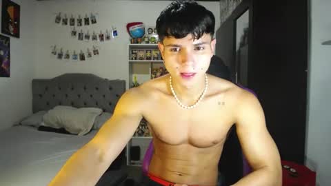 Snapshot of saulomiralles chatting on 06/23/26, 05:55 Saulo online show from 06/23/26, 05:55