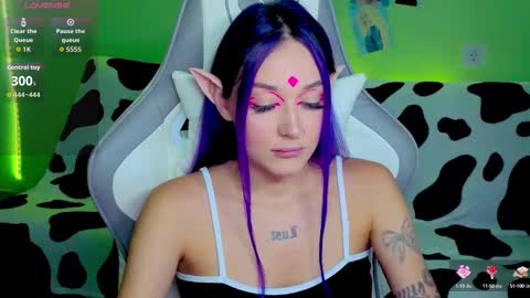 Snapshot of savage_lust_ chatting on 09/10/25, 04:34 Ariel online show from 09/10/25, 04:34