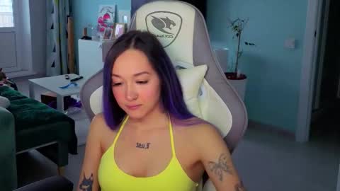 Ariel online show from 03/18/26, 03:20