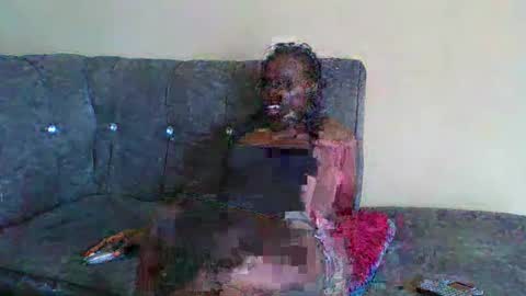 Snapshot of savagetongu3e chatting on 12/01/25, 07:57 savagetonguee online show from 12/01/25, 07:57