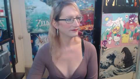 Savanah online show from 10/22/25, 06:18