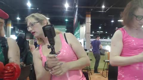 Savanah online show from 04/12/26, 06:02