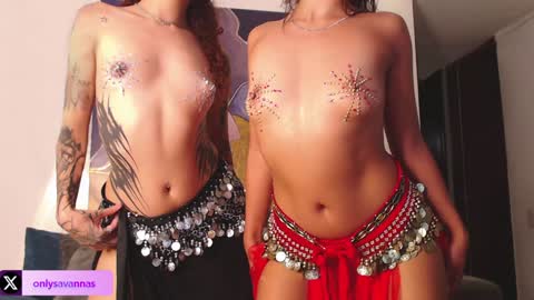 Savannaredhair 33 Angelebony33 online show from 01/30/25, 11:02