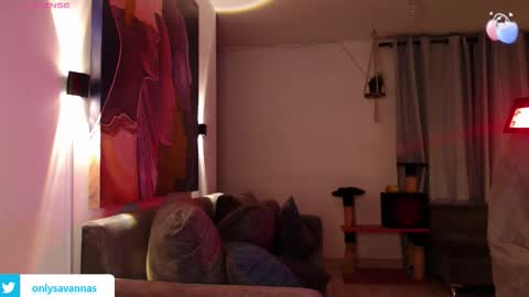 Savannaredhair 33 Angelebony33 online show from 09/13/25, 02:00