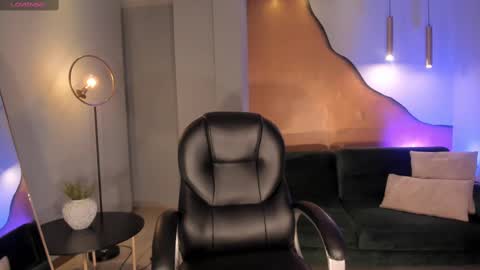S a v a n n a h  online show from 03/12/25, 03:18