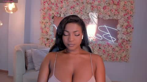 S a v a n n a h  online show from 04/05/26, 12:13