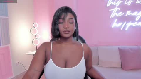 S a v a n n a h  online show from 04/17/26, 12:52