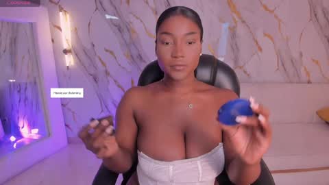 Snapshot of savannahstorm_ chatting on 04/30/26, 12:11 S a v a n n a h online show from 04/30/26, 12:11
