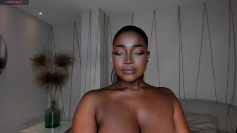 Snapshot of savannahstorm_ chatting on 06/03/26, 11:46 S a v a n n a h online show from 06/03/26, 11:46