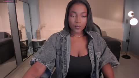S a v a n n a h  online show from 07/08/26, 11:37