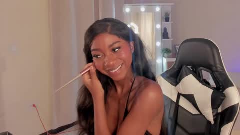 Savannahwildee online show from 03/04/25, 12:44