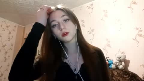 Sophie online show from 09/28/25, 02:11