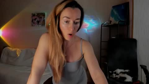 save the qween online show from 11/15/25, 07:05