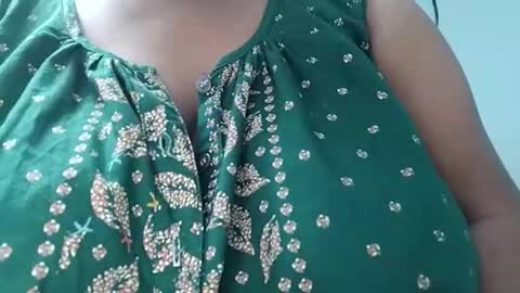 Snapshot of savita0969 chatting on 09/29/25, 07:13 Anjali online show from 09/29/25, 07:13