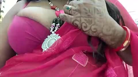 Snapshot of savita0969 chatting on 10/14/25, 06:36 Anjali online show from 10/14/25, 06:36