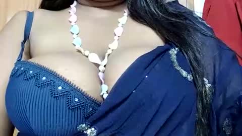 Snapshot of savita0969 chatting on 10/15/25, 11:16 Anjali online show from 10/15/25, 11:16