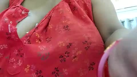 Snapshot of savita0969 chatting on 11/04/25, 02:49 Anjali online show from 11/04/25, 02:49