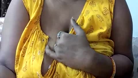 Anjali online show from 04/19/26, 01:38