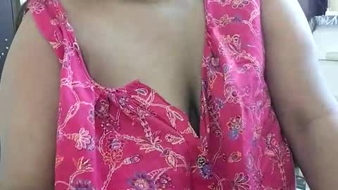 Snapshot of savita0969 chatting on 05/24/26, 01:49 Anjali online show from 05/24/26, 01:49