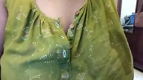 Snapshot of savita0969 chatting on 05/31/26, 02:13 Anjali online show from 05/31/26, 02:13
