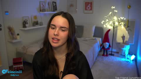 Snapshot of savvage_play chatting on 12/02/24, 07:27 Naomi online show from 12/02/24, 07:27