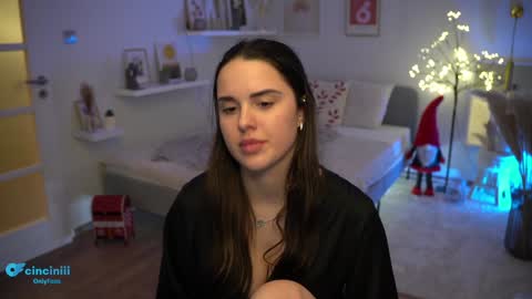 Snapshot of savvage_play chatting on 01/03/25, 10:51 Naomi online show from 01/03/25, 10:51