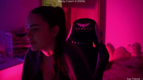 Naomi online show from 01/19/26, 05:22