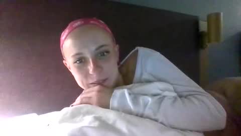 Snapshot of savvysavage6973 chatting on 12/19/25, 02:07 SavvySavage online show from 12/19/25, 02:07