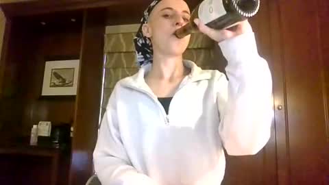 Snapshot of savvysavage6973 chatting on 01/09/26, 06:10 SavvySavage online show from 01/09/26, 06:10