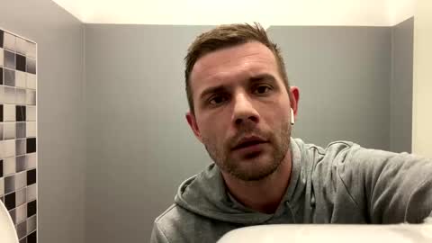 Snapshot of sawa08051989 chatting on 01/05/25, 11:01 chamomile online show from 01/05/25, 11:01