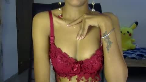 Snapshot of saxee_love chatting on 07/06/26, 12:24 saxee online show from 07/06/26, 12:24