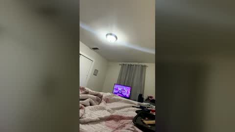 saxxykvexxed online show from 12/22/25, 10:29