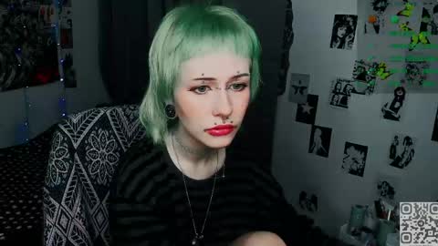 pronoun she. name Mary. age 21. online show from 03/20/26, 06:13