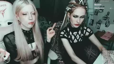 pronoun she. name Mary. age 21. online show from 06/07/26, 04:55