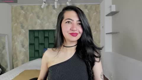 Saya Amaretto  online show from 12/04/25, 07:55