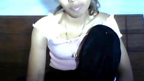 Snapshot of sayaah01 chatting on 07/24/26, 08:01 sayaah01 online show from 07/24/26, 08:01