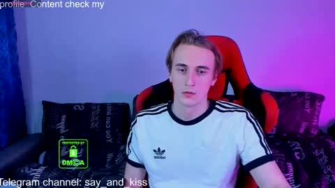 Snapshot of sayfer78 chatting on 02/28/25, 05:37 sayfer online show from 02/28/25, 05:37