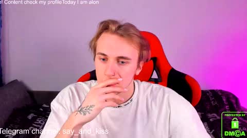 Snapshot of sayfer78 chatting on 03/12/25, 02:30 sayfer online show from 03/12/25, 02:30