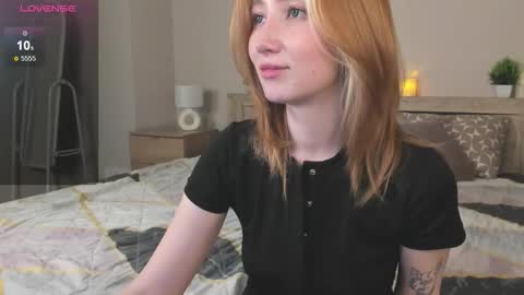 Kira  GMT 7 Mon Thu-Sun  0800am-0200pm  online show from 01/05/26, 05:27