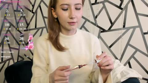 Kira  GMT 7 Mon Thu-Sun  0800am-0200pm  online show from 03/23/26, 01:09