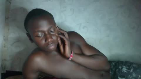 saylich online show from 11/12/25, 03:29